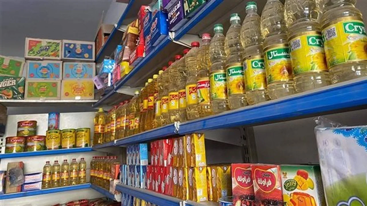 أسعار الزيت تشهد انخفاضًا واسعًا في الأسواق باستثناء زيت الكريستال